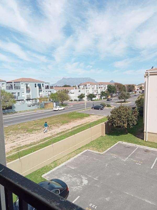 To Let 3 Bedroom Property for Rent in Parklands Western Cape